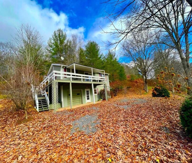 Home In Newland Exterior photo